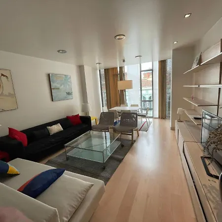 Lägenhet Loft Hall 1b *